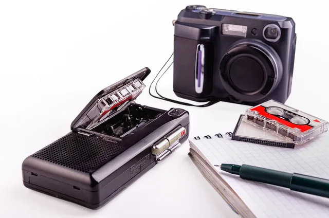 dictaphone, pen, desktop backgrounds, pad, note, business, equipment, concepts, ideas, secretary, relay, laptop wallpaper, beautiful wallpaper, wallpaper hd, journalist, sound, talking, pocket-book, dictation, cool backgrounds, 4k wallpaper, notebook, technology, mac wallpaper, gedanken, concentration, wallpaper 4k, education, hd wallpaper, background, remember, free background, voice, 4k wallpaper 1920x1080, windows wallpaper, recorder, full hd wallpaper, free wallpaper, recording. Capturing attendee questions for qualification