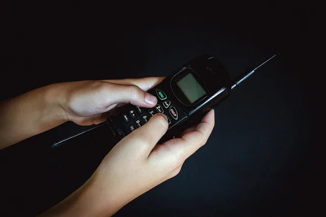 phone, vintage, communication, connection, device, retro, mobile phone, old phone, hands, close-up, 90, bell, incoming call, sms, phone, old phone, old phone, old phone, incoming call, incoming call, incoming call, incoming call, incoming call, sms, sms. Handling enquiries outside normal business hours